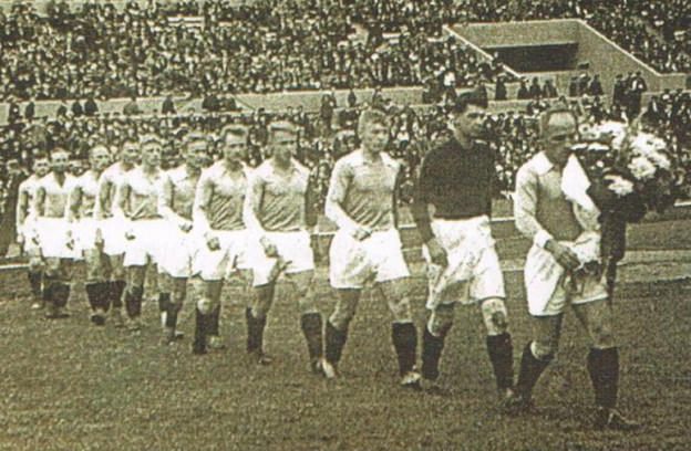 1935-1